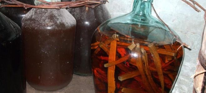 Самогон на дубовой коре: польза и вред напитка, список необходимых ингредиентов и правила приготовления домашнего алкоголя